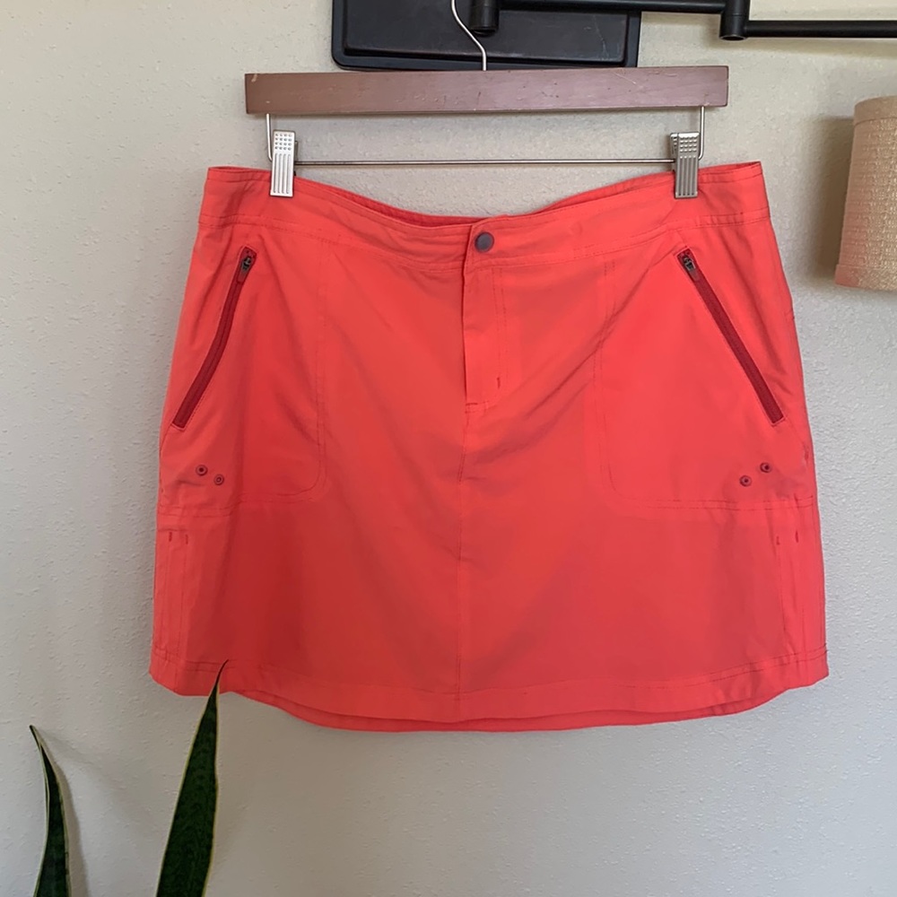 Title Nine coral pink golf skirt